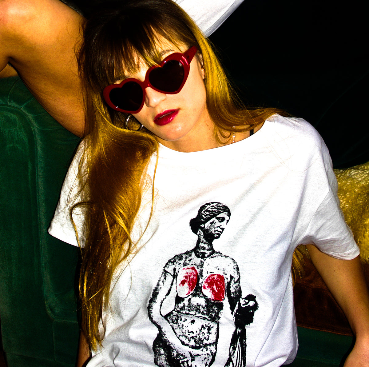 Black & Red Aphrodite T-Shirt
